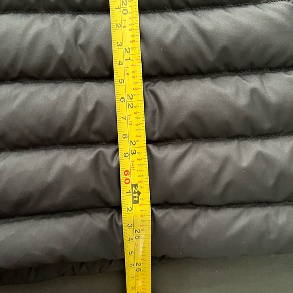 Lululemon Pack it down vest 8 - Picture 10 of 12